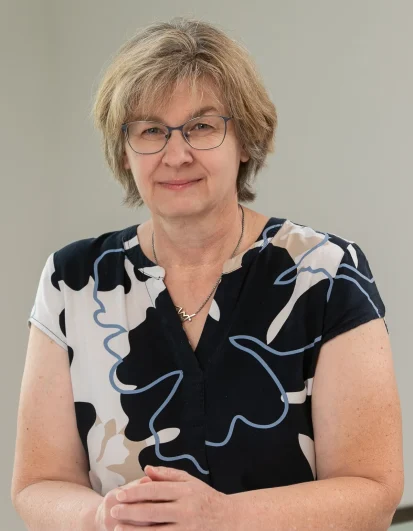 web1200-margot hoesl-090